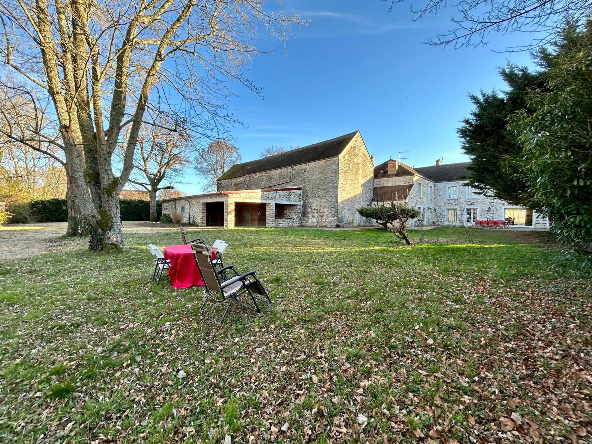 Le Domaine De Brie Apartment Chatillon-la-Borde Exterior photo